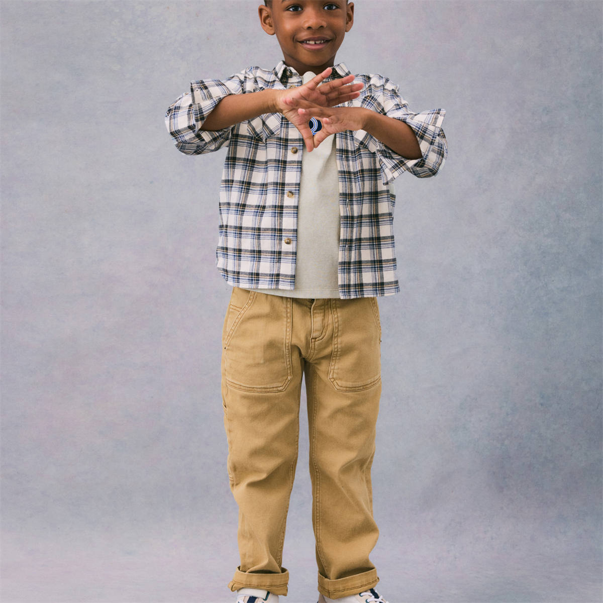 チェックシャツ